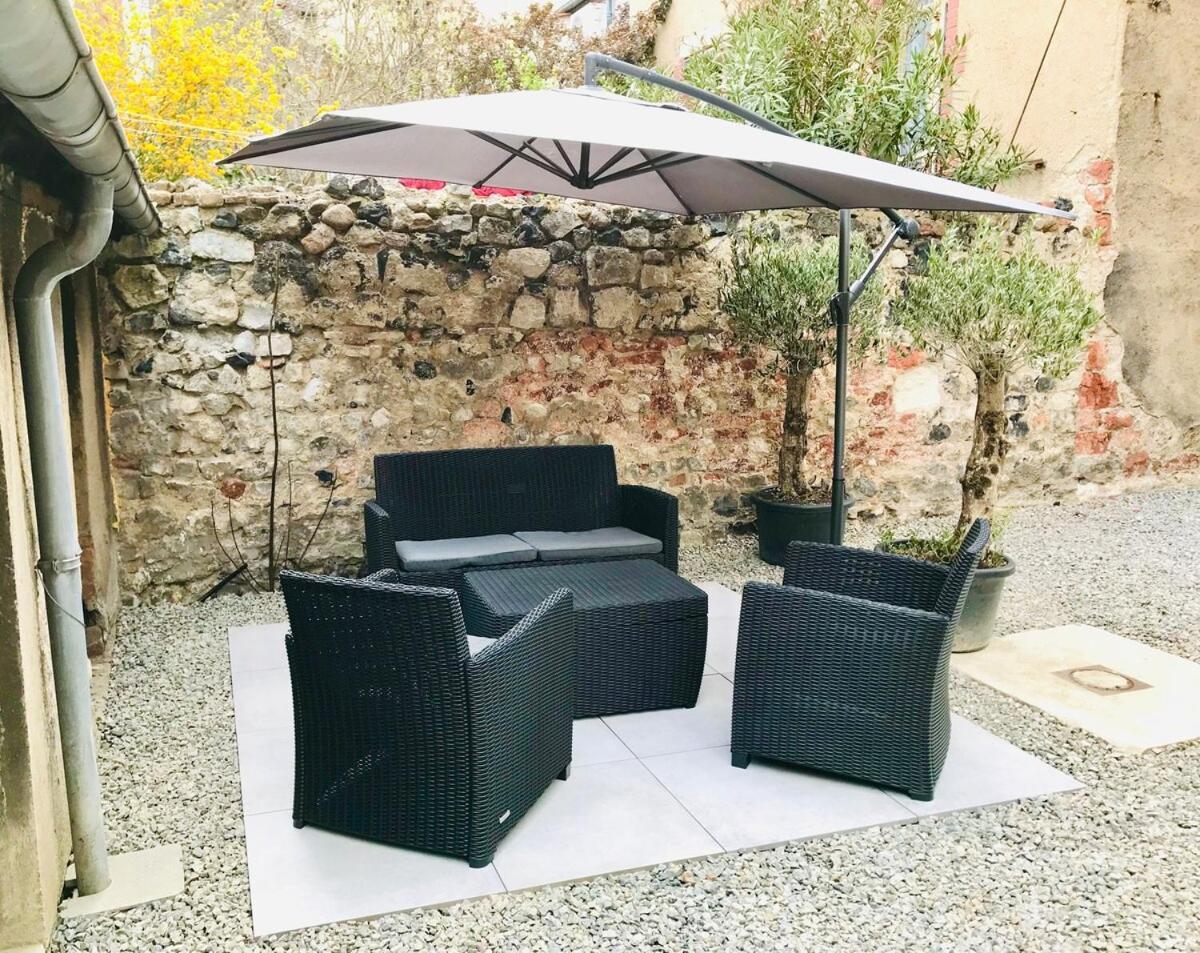 Le Rétro Bohème - Tout Confort - Arrivée Autonome Montluçon Esterno foto